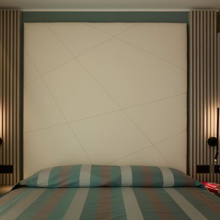 Hotel Pelikan Ліньяно-Сабб'ядоро Екстер'єр фото